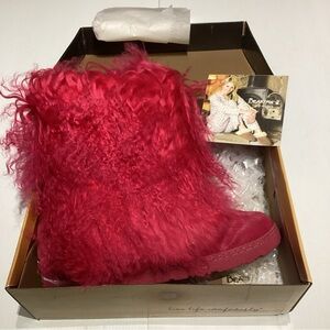 Bearpaw Boetis II Real Lamb Fur Boots Size 10 Women Electric Pink New In Box